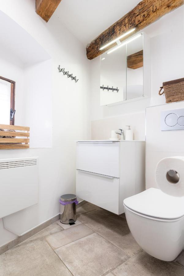 Apartment Villa Irena Great For A Family Holiday With Free Parking And Ev Station Ajdovščina Buitenkant foto
