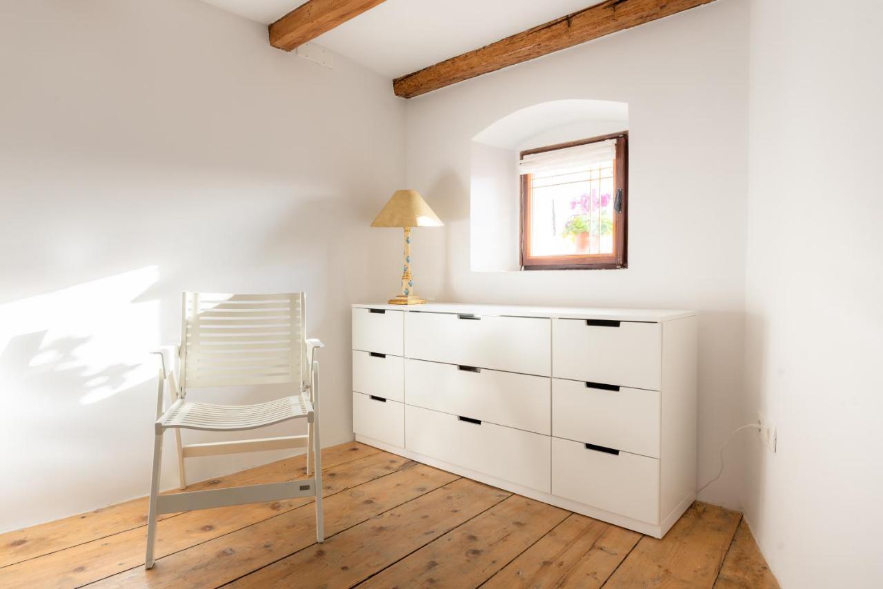 Apartment Villa Irena Great For A Family Holiday With Free Parking And Ev Station Ajdovščina Buitenkant foto