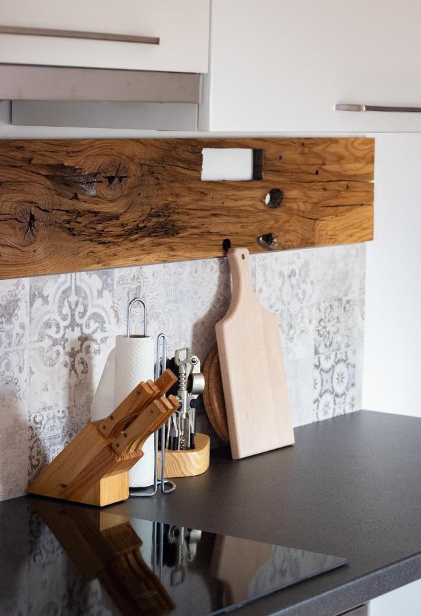 Apartment Villa Irena Great For A Family Holiday With Free Parking And Ev Station Ajdovščina Buitenkant foto
