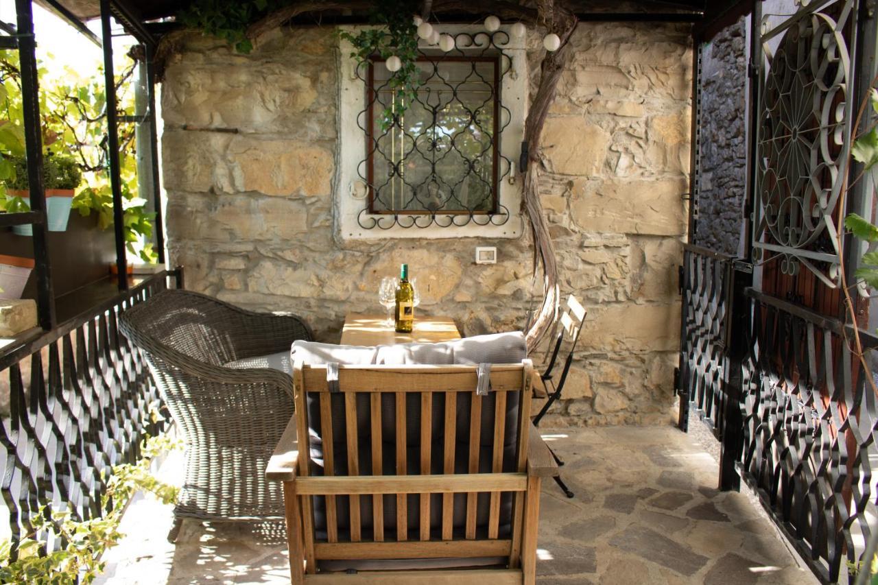 Apartment Villa Irena Great For A Family Holiday With Free Parking And Ev Station Ajdovščina Buitenkant foto